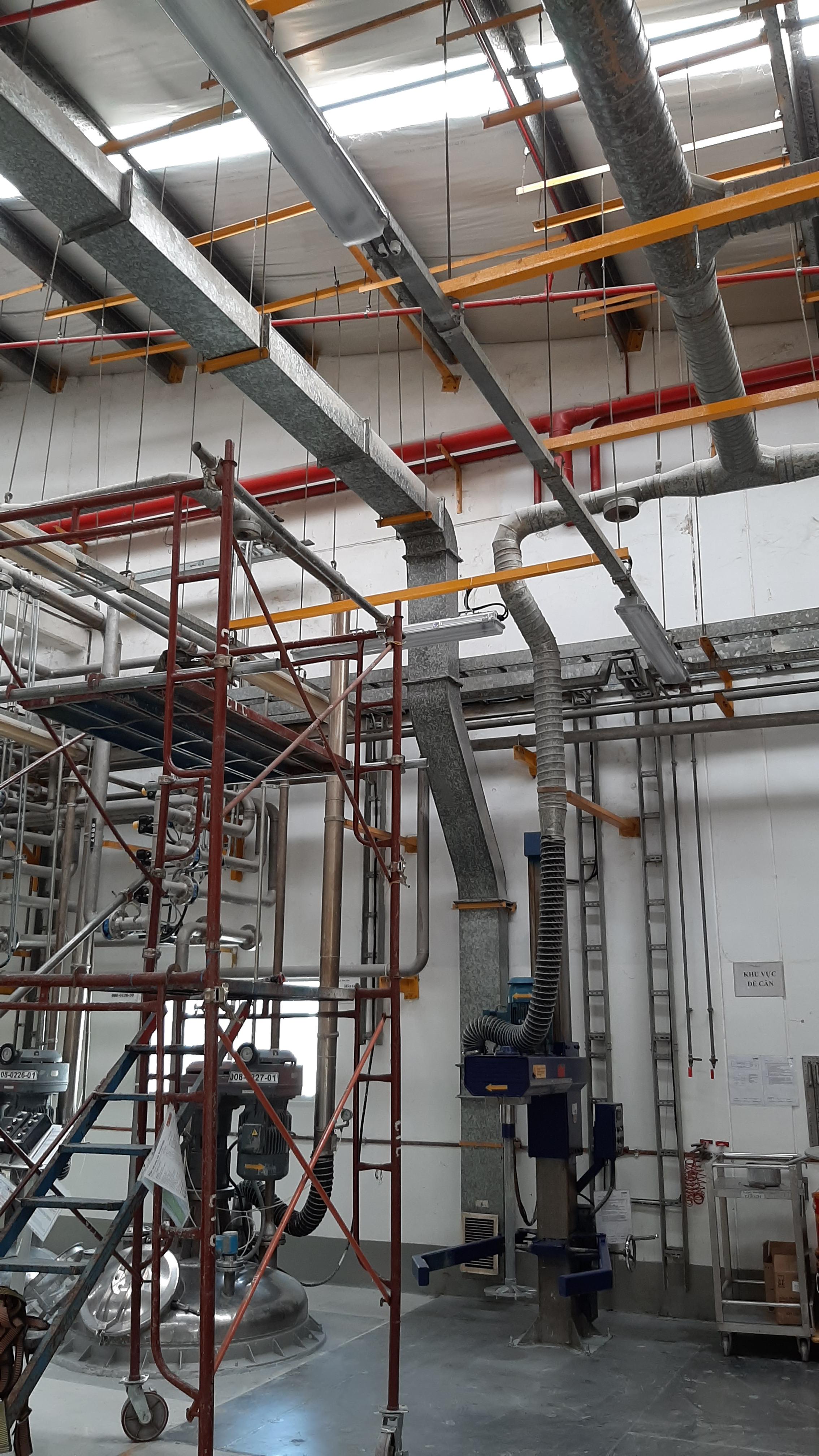 Đèn chống cháy nổ Eaton 6